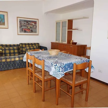 40286 Holiday home *