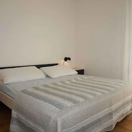 40286 *
